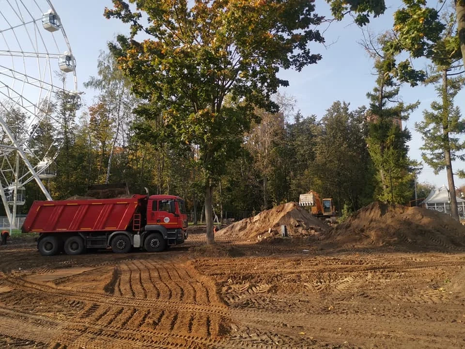 Благоустройство городских и парковых зон спецтехника
